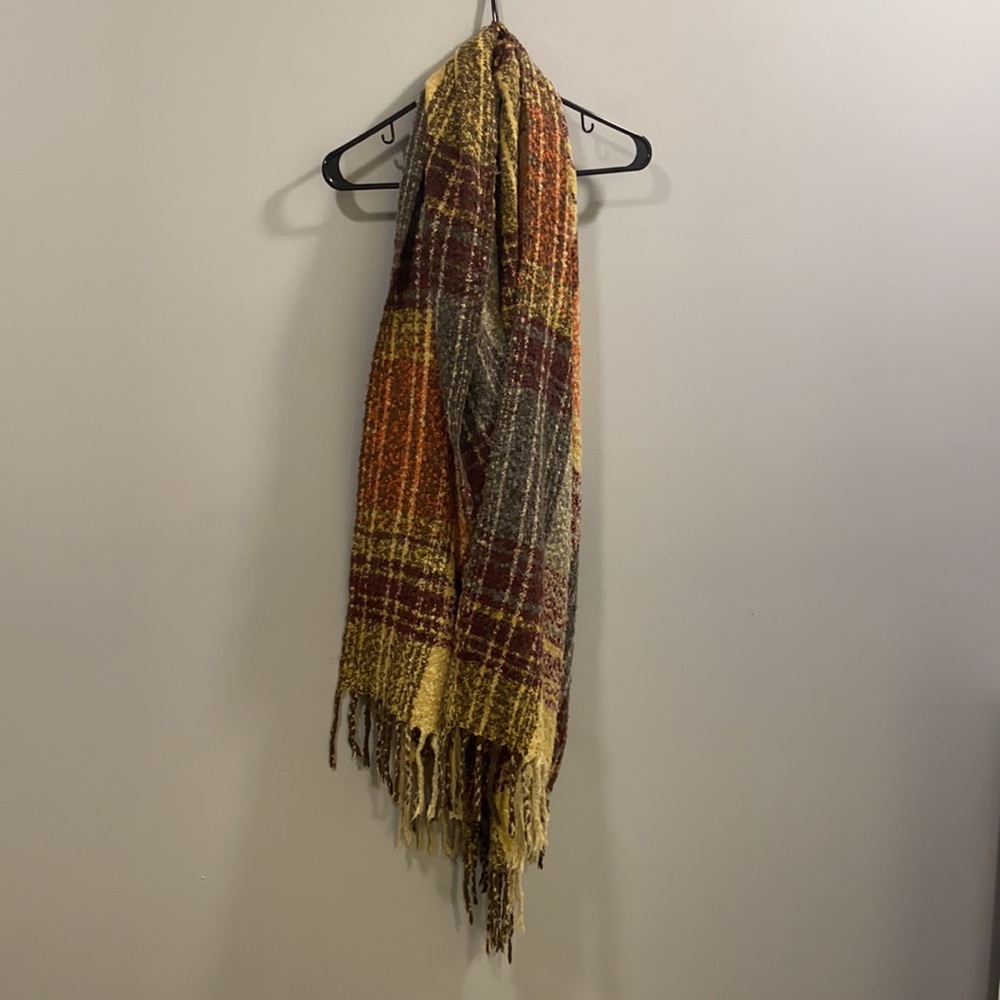 Scarf Bundle - Picture 4 of 9